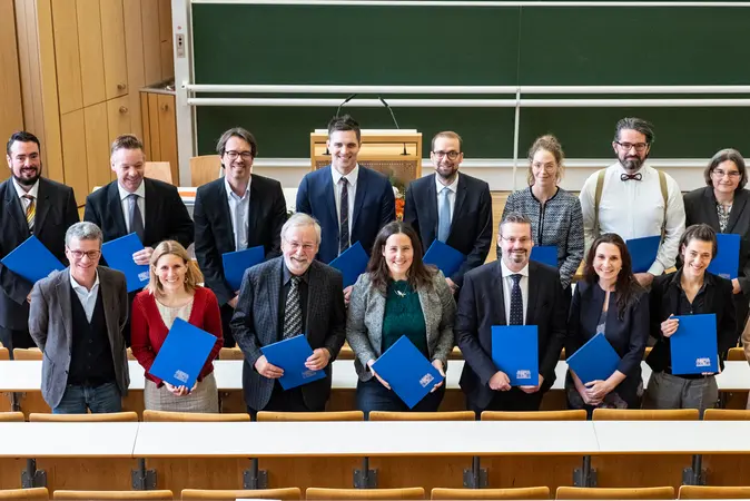 Christian Maier; Preistr?gerinnen und Preistr?ger; Preis fr Gute Lehre; Gruppenbild mit Wissenschaftsminister Bernd Sibler